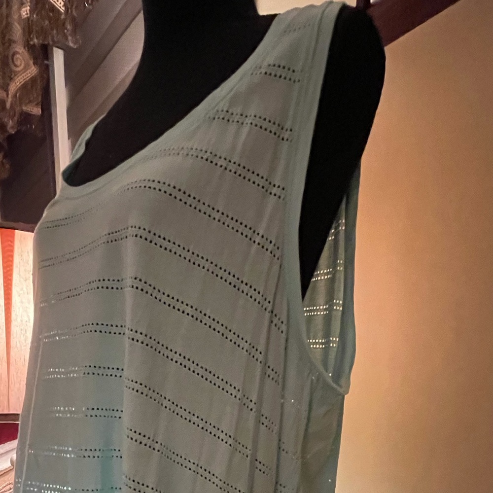 COPY - Tunic - Picture 5 of 9